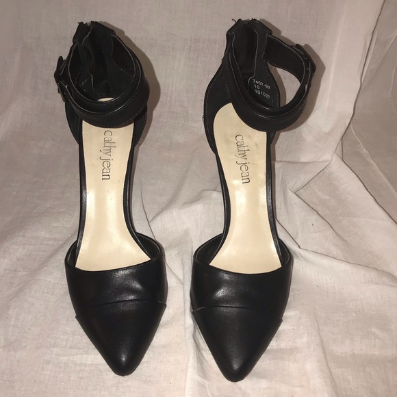 Black Strappy Heels - Picture 4 of 7